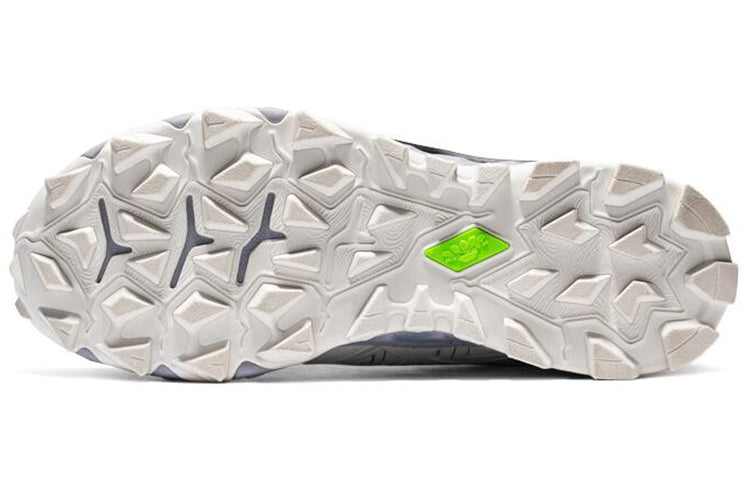 ASICS Gel-FujiTrabuco 8 'Grey White' 1011B256-102