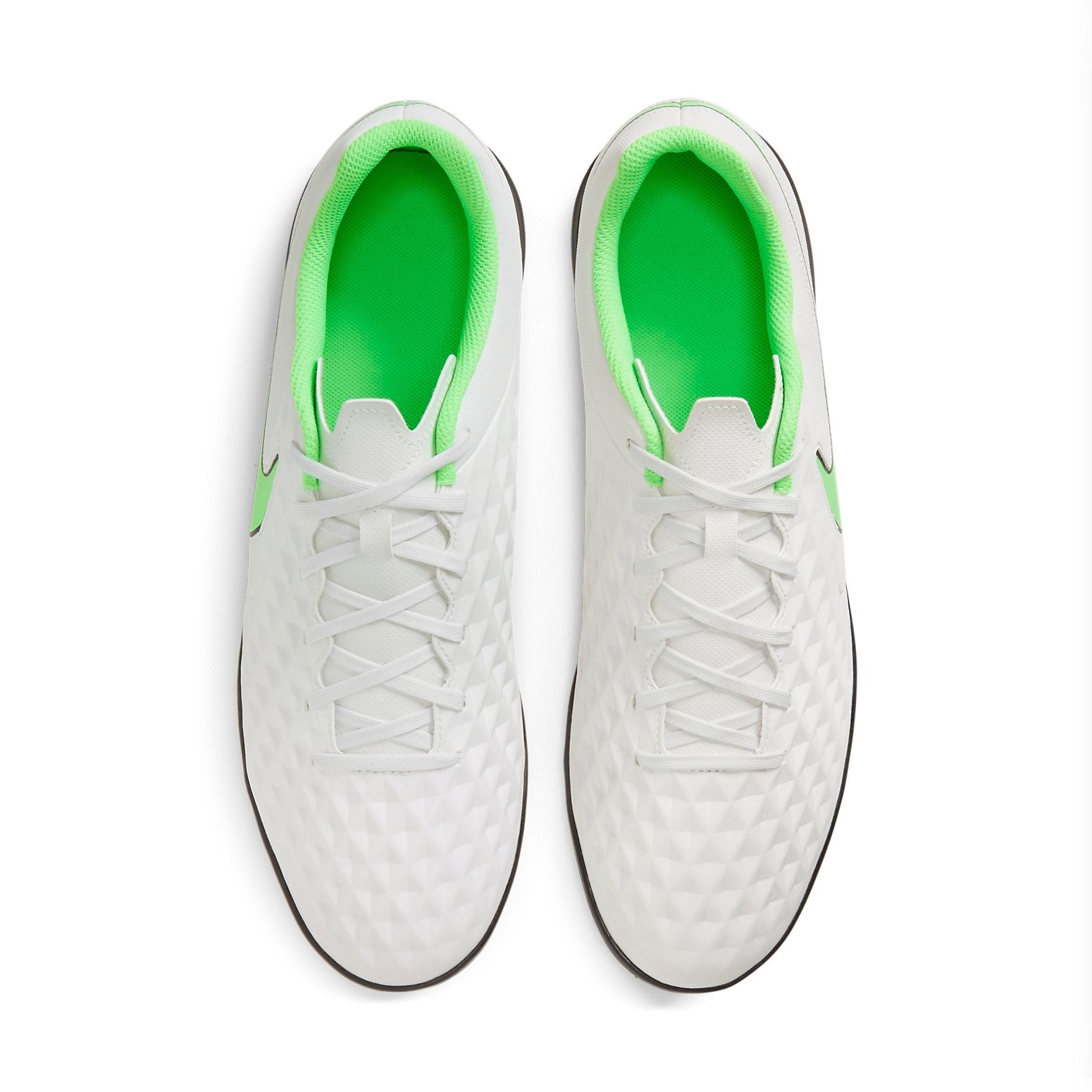 Nike Legend 8 Club TF Turf Light silver AT6109-030