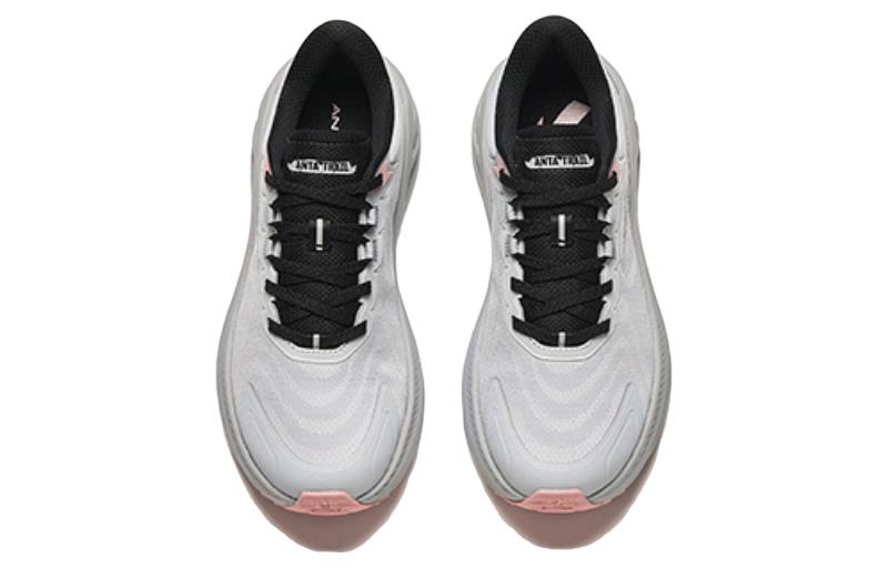 (WMNS) ANTA Running Series Sneakers 'Black White Pink' 122415531-5