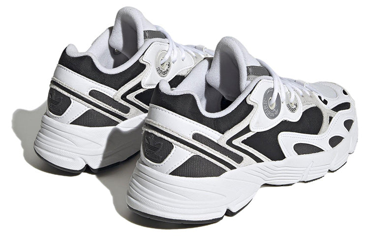 (WMNS) adidas Astir 'White Black' ID1714