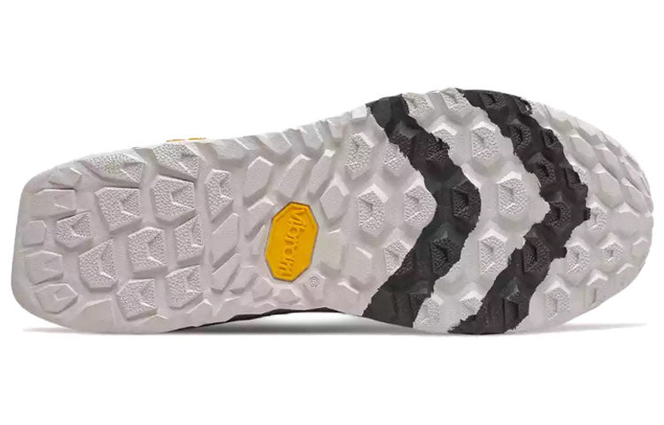 New Balance Fresh Foam Hierro v5 'Black Moonbeam' MTHIERK5