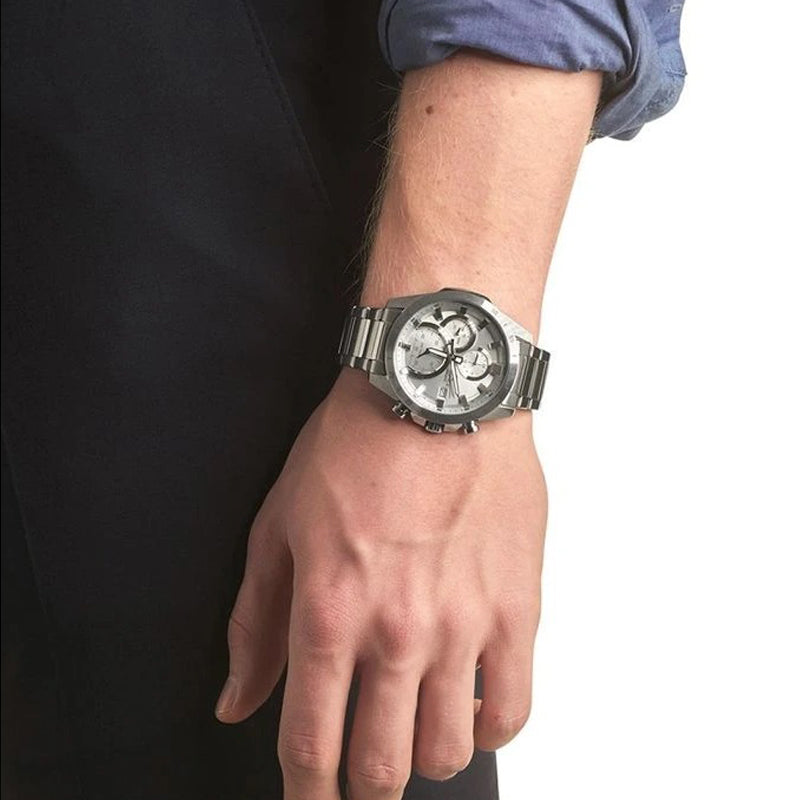 CASIO Male EDIFICE Japan / South Korea Fashion Mens Silver Analog EFR-571MD-8AV