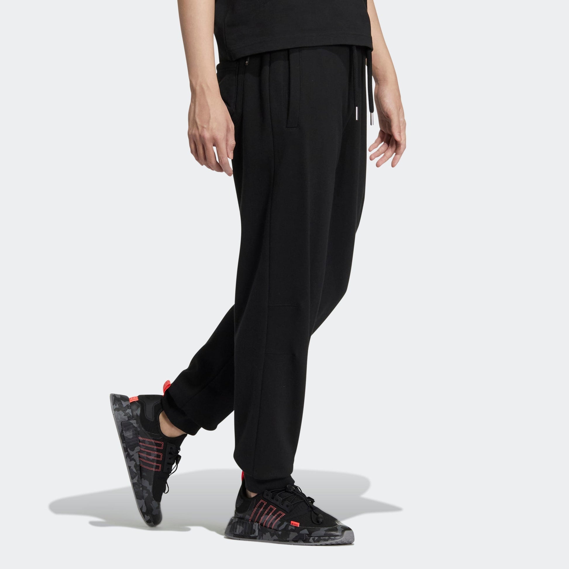 adidas originals Logo IC8166