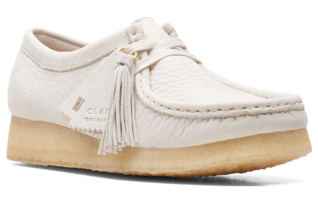 (WMNS) Clarks Wallabee 'White Nubuck' 26165560