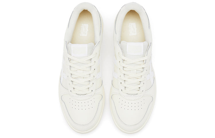 Onitsuka Tiger Buzzer Trainer 'Cream White' 1183B896-750