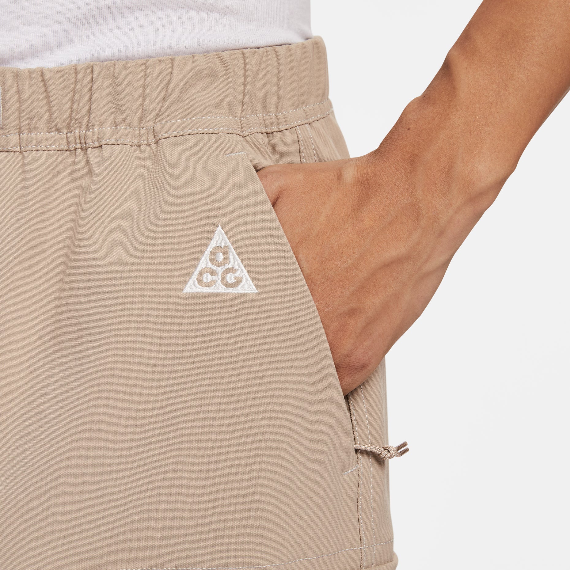 Nike ACG Smith Summit Cargo Pants Asia Sizing 'Khaki' FN0429-247
