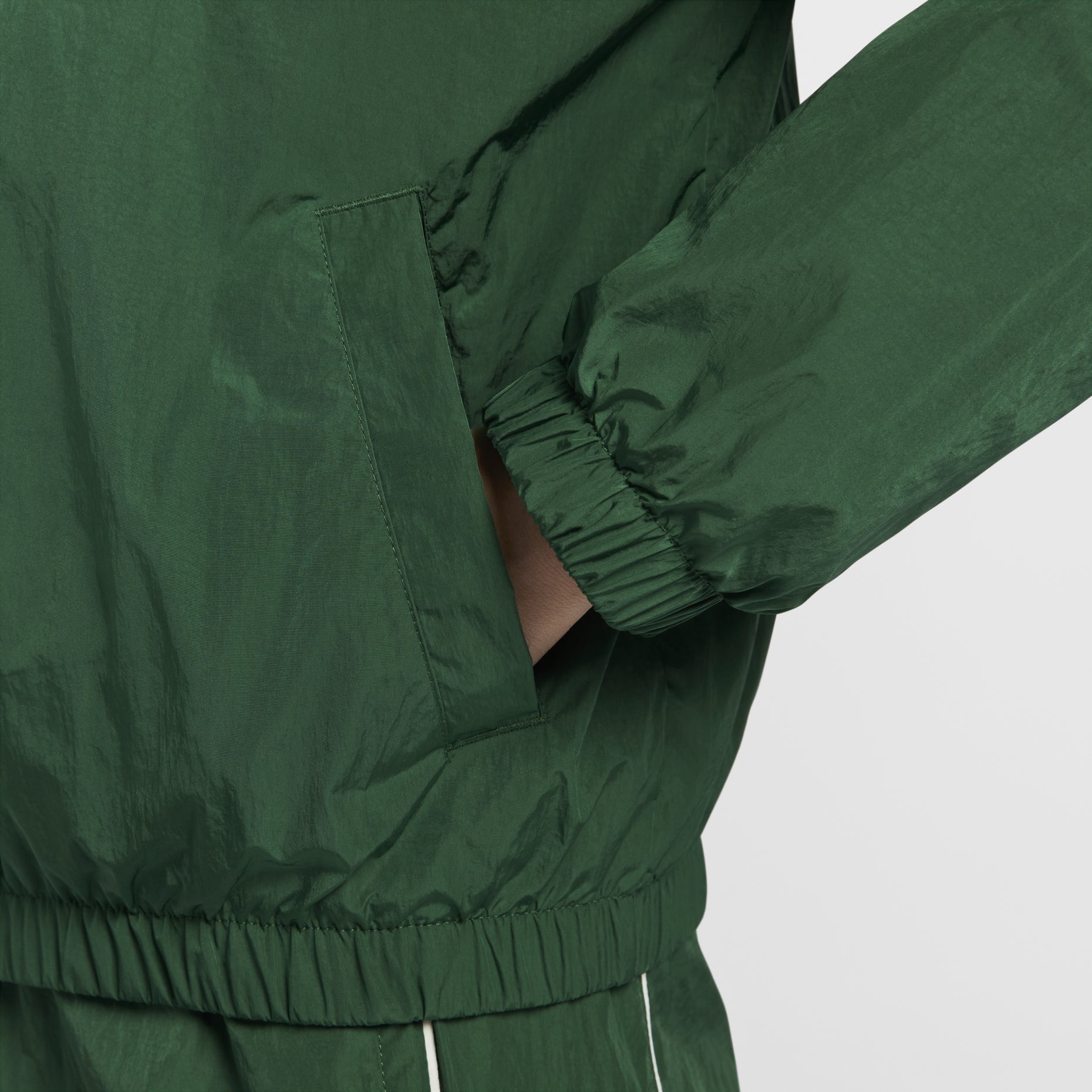 (WMNS) Nike Windrunner Woven Full Zip Jacket Asia Sizing 'Green' FV6305-300