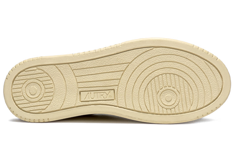 (WMNS) Autry Medalist Leather Low 'Shell Blue' AULW-GG25