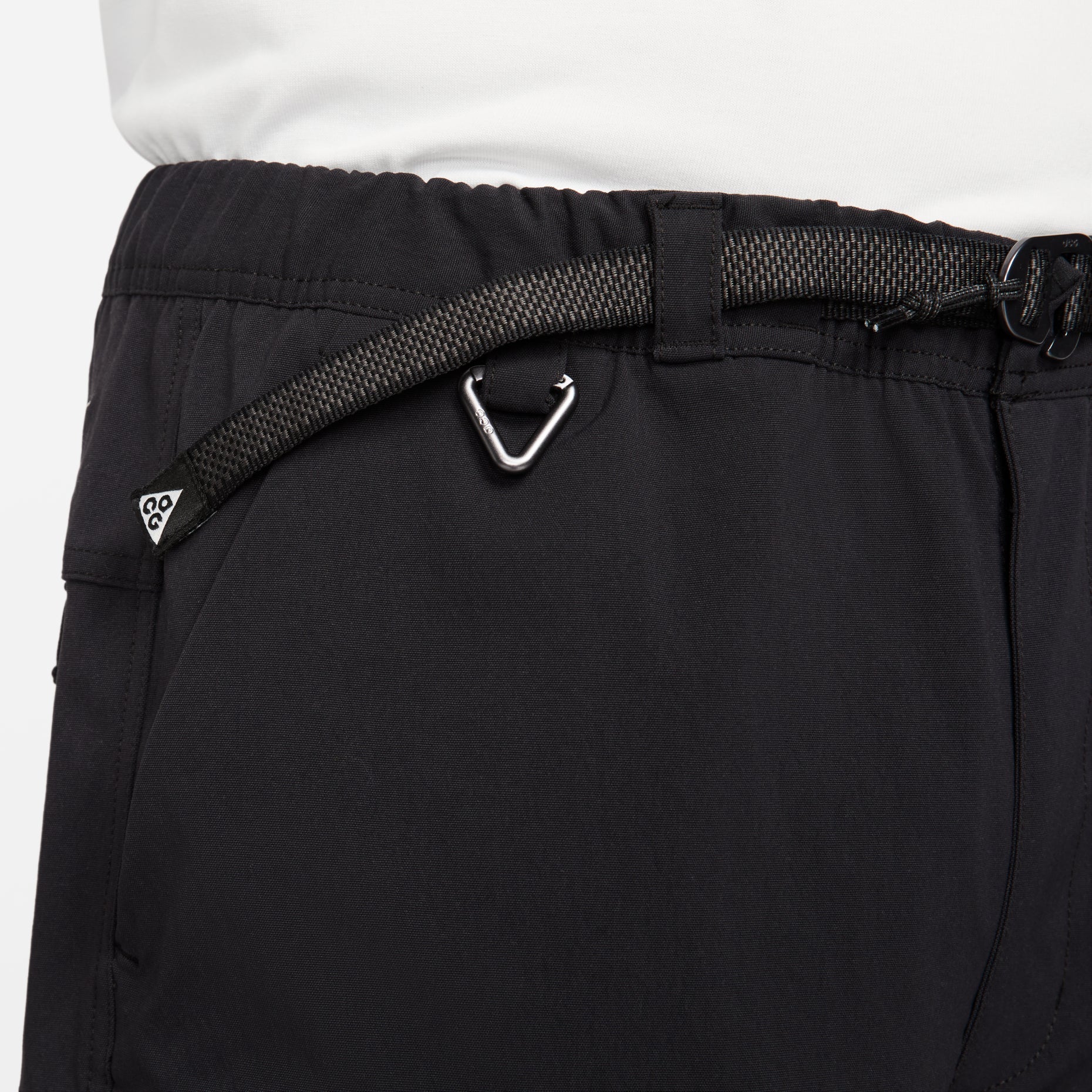 Nike ACG Smith Summit Cargo Pants Asia Sizing 'Black' FN0429-010