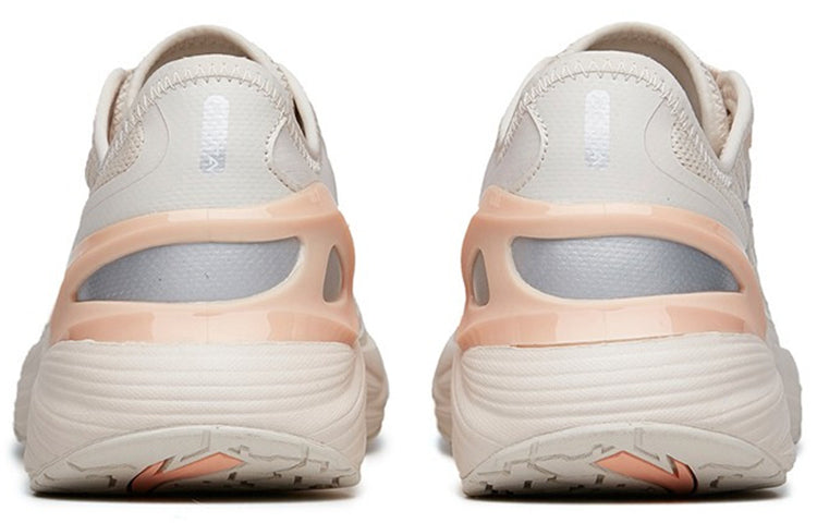 (WMNS) ANTA Chuang 2.0 'Beige Orange Grey' 122215586-4