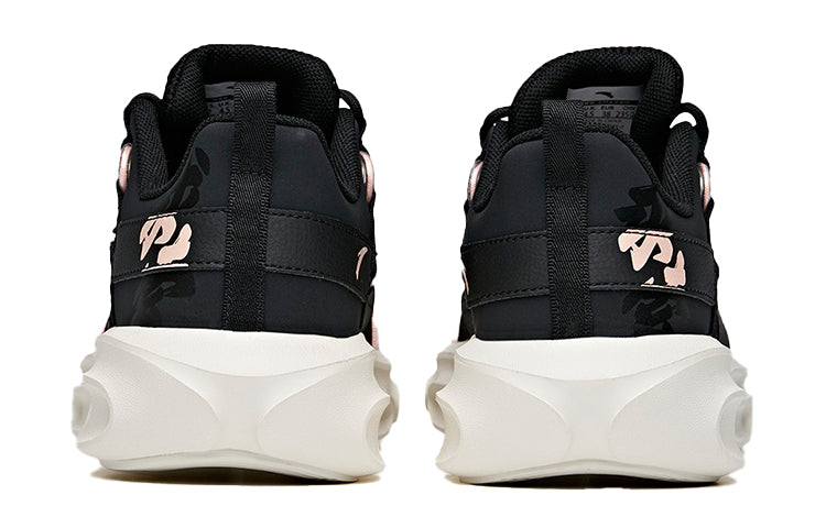 (WMNS) ANTA Cross Training Low 'Black Pink' 122037789-3
