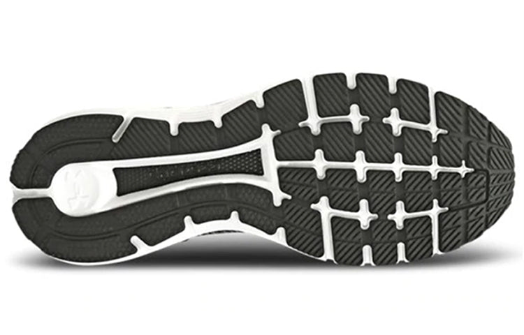 Under Armour Charged Skyline Black 3023413-001
