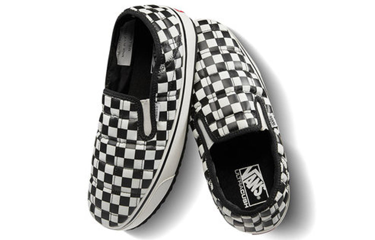 Vans Classic Slip Er 'Black White' VN0A3TKRKAG