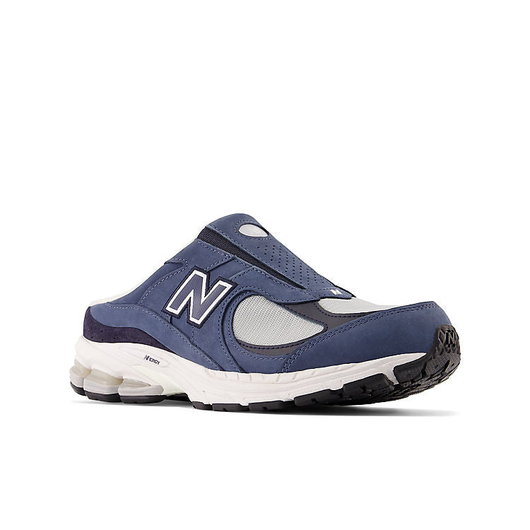New Balance 2002R 'Dark Navy Black' M2002RMM