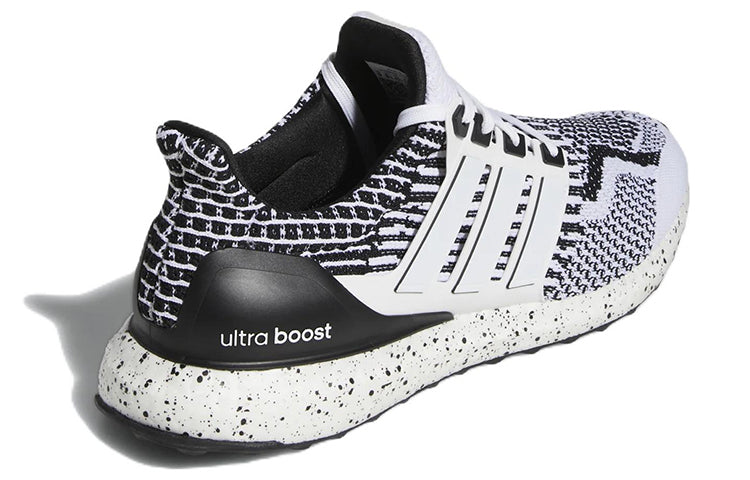 adidas UltraBoost 5.0 DNA 'White Black' HP2474