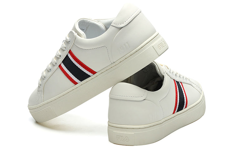 (WMNS) FILA Low-Top Sneakers 'White Red Black' F12W211205FSW