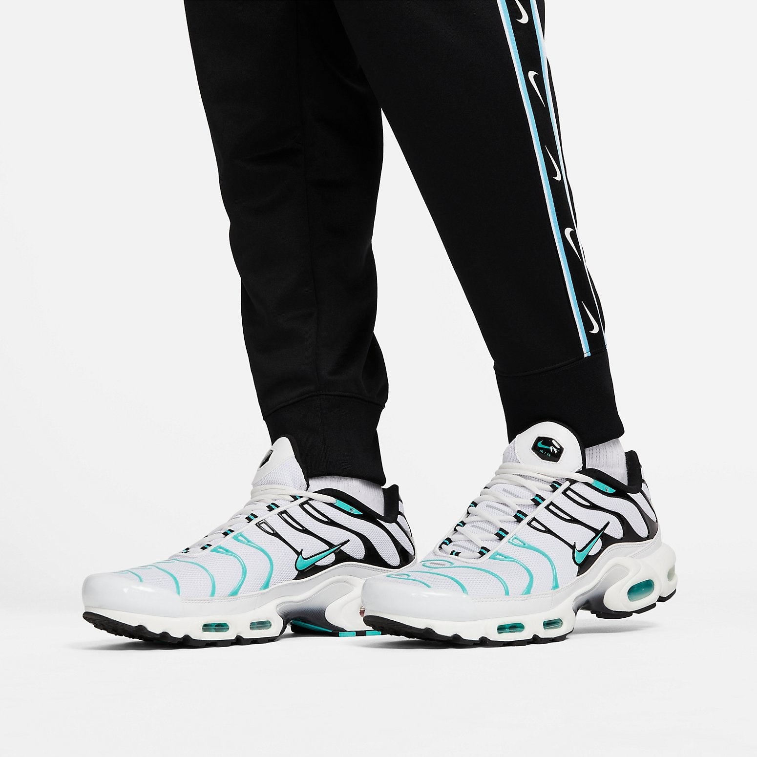 Nike Sportswear Repeat Pants 'Black' DX2027-011