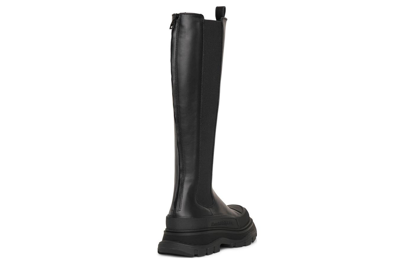 (WMNS) Alexander McQueen Tread Slick Knee High Boot 'Black' 666410WHZ661000