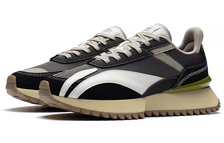 Li-Ning Cargo Carrying Sport Shoes 'Black Grey White' AGCS261-2