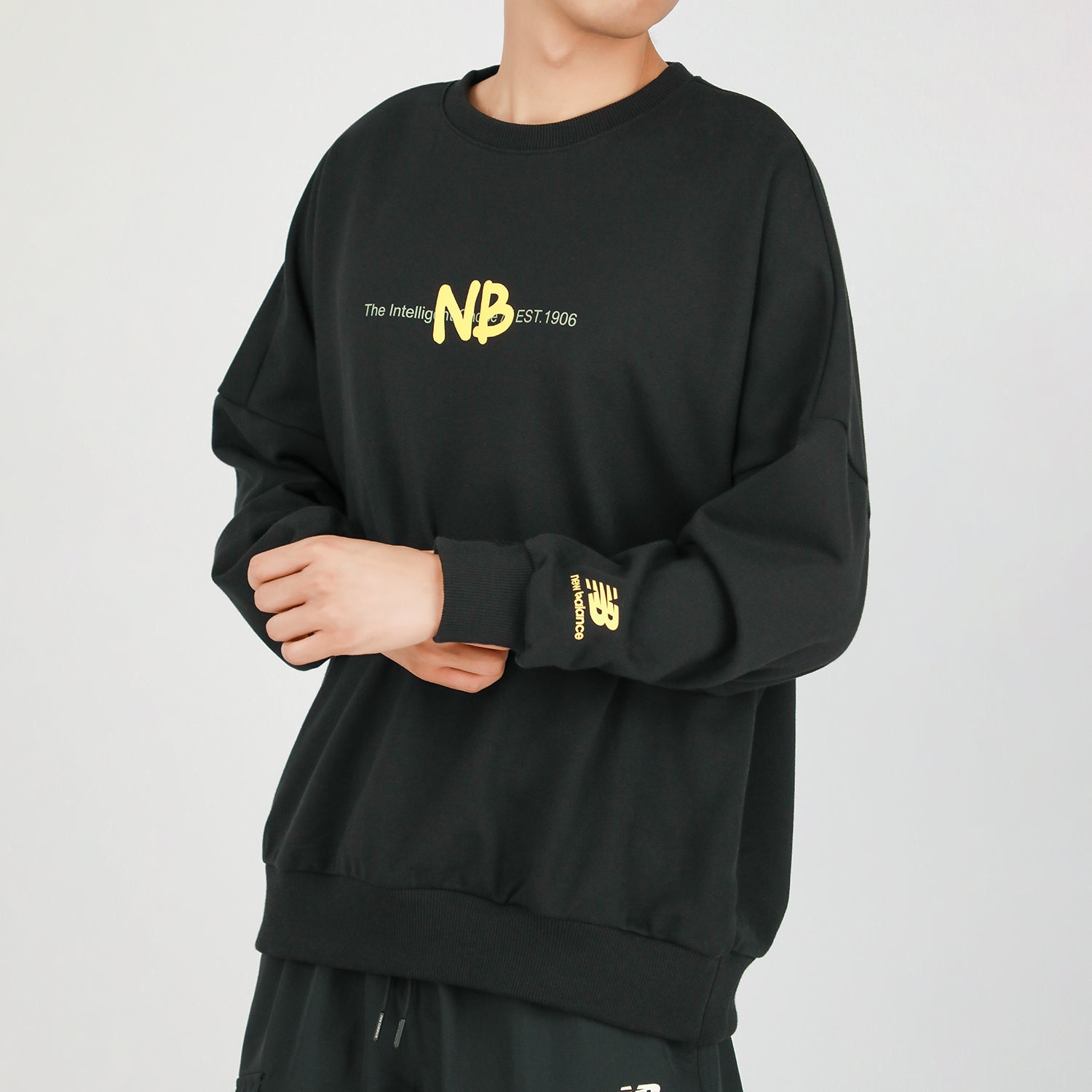 New Balance Men's New Balance Logo Printing Knit Sports Round Neck Pullover Black AMT13365-BK