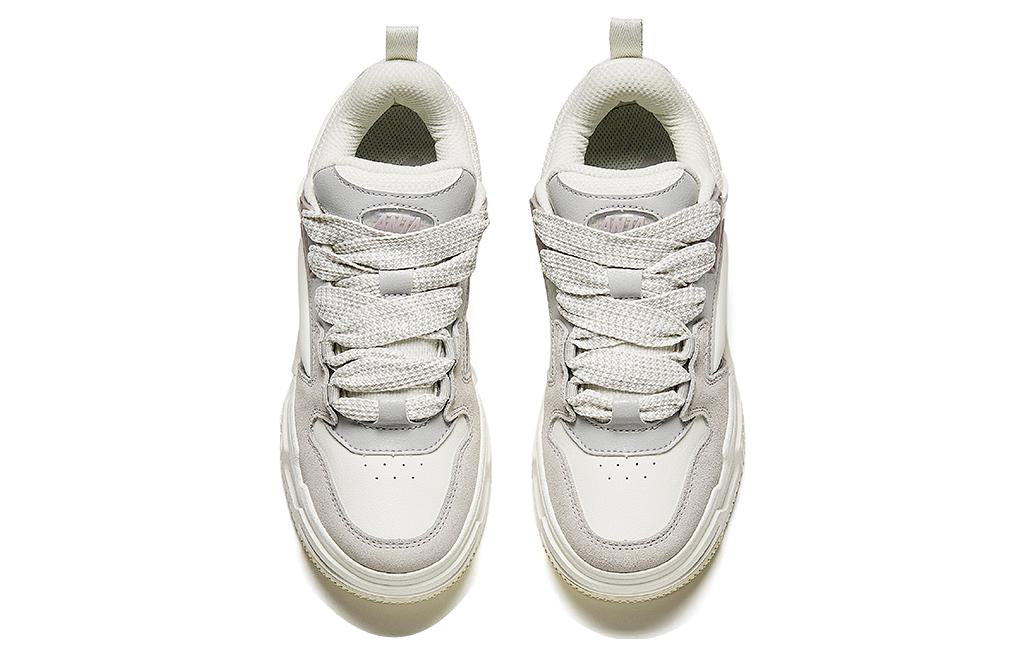 (WMNS) ANTA Skateboarding Series Sneakers 'White Grey' 922348001-4
