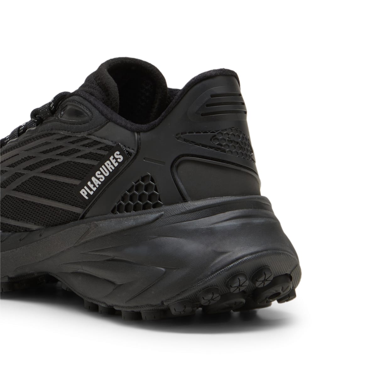 PUMA x Pleasures Spirex 'Black' 396037-01