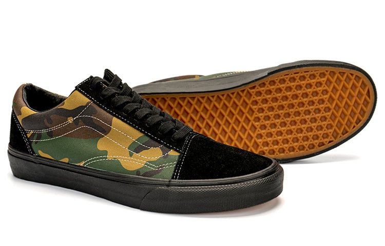 Supreme x Vans Unisex Old Skool Sneakers Black/Green VN0001R1G8D