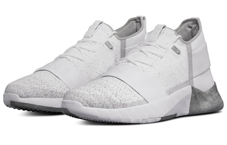 Under Armour C1N Lux 'White Silver' 3000325-100