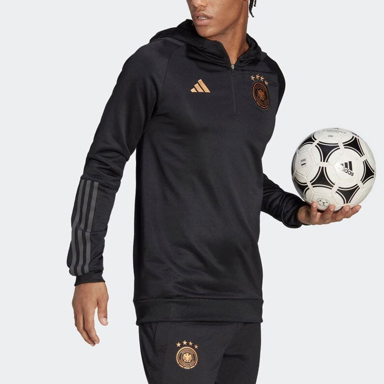 adidas Logo HF3985