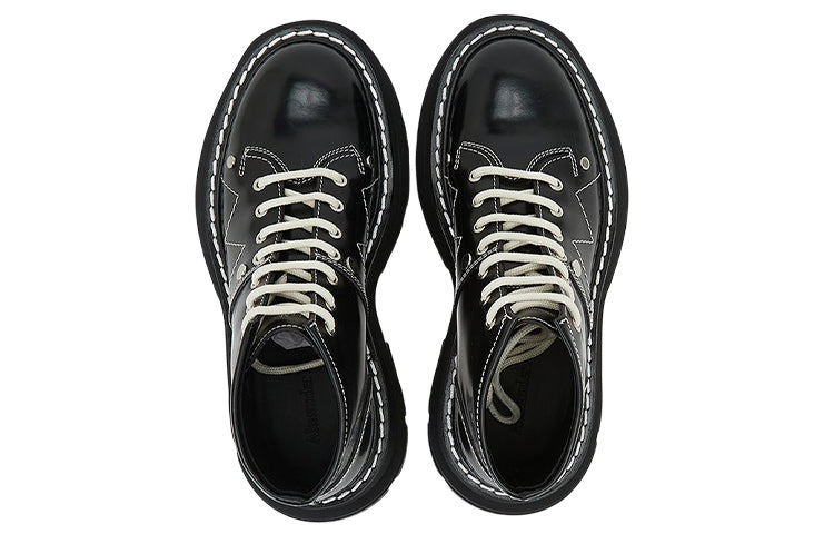 (WMNS) Alexander McQueen Tread Lace-Up Boots 'Black' 604253WHZ811090
