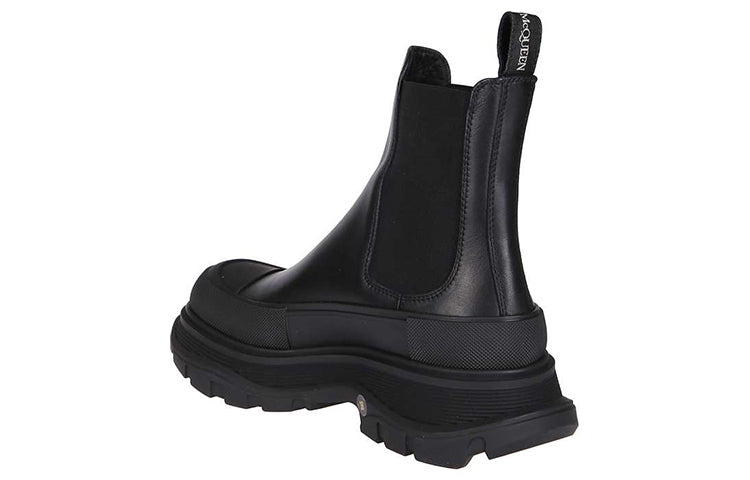 (WMNS) Alexander McQueen Chelsea Tread Ankle Boot 'Black' 635714WHZ611081