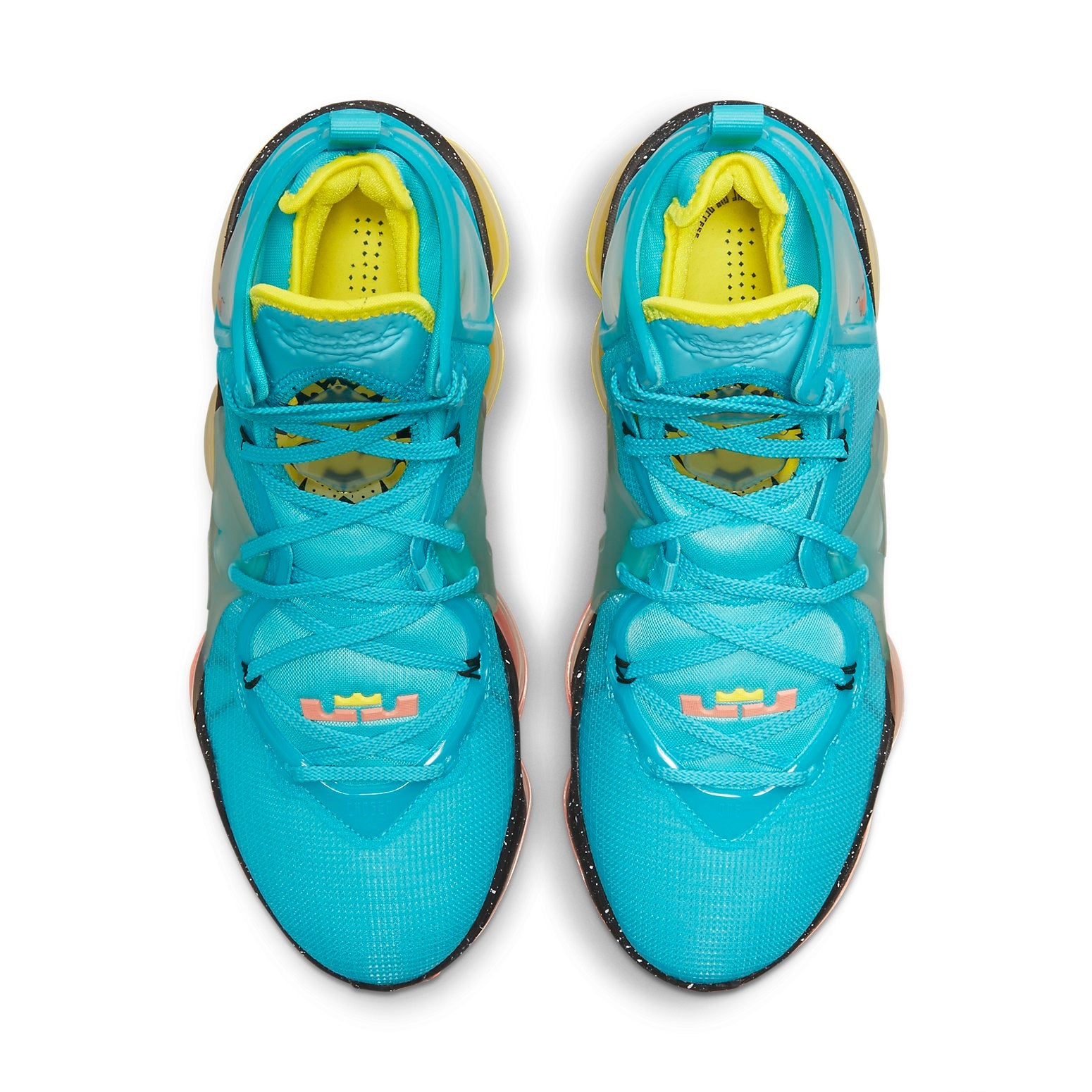 Nike LeBron 19 'Christmas' DC9338-400