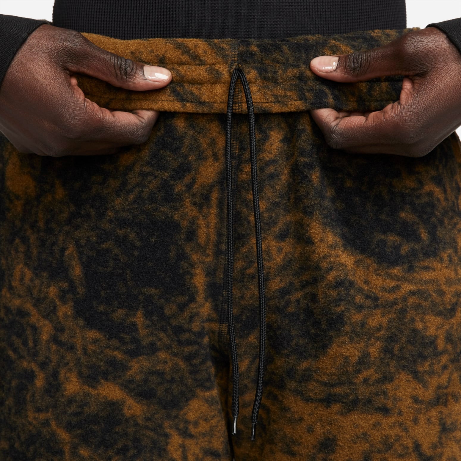 (WMNS) Nike ACG Wolf Trail Sweat Pant 'Hazel Black White' DO9273-242