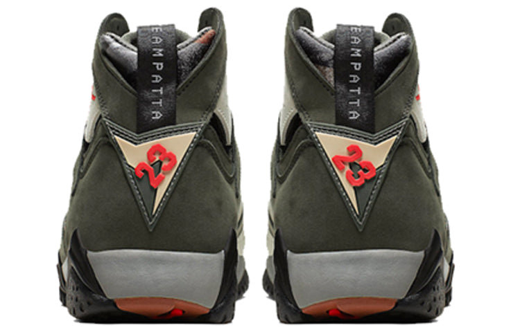 Air Jordan 7 Retro SP x Patta 'Icicle' AT3375-100