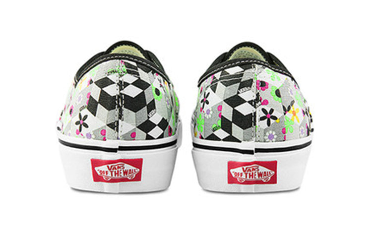 Vans AUTHENTIC (CHECKER CUBE) Black VN0A348A3XR