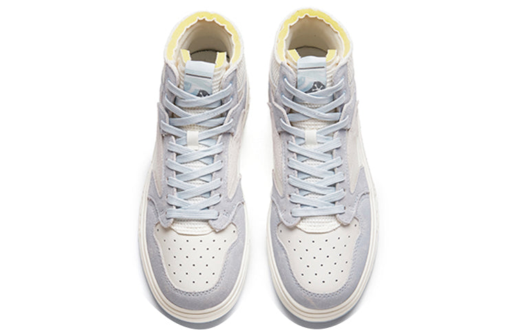 (WMNS) ANTA Streetball Mid 'White Light Purple' 122218052-4