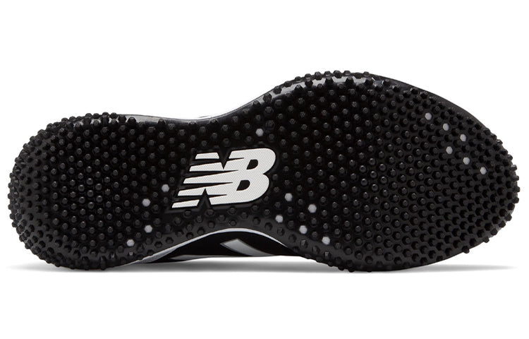 (WMNS) New Balance Fusev2 Turf Black/White STFUSEK2