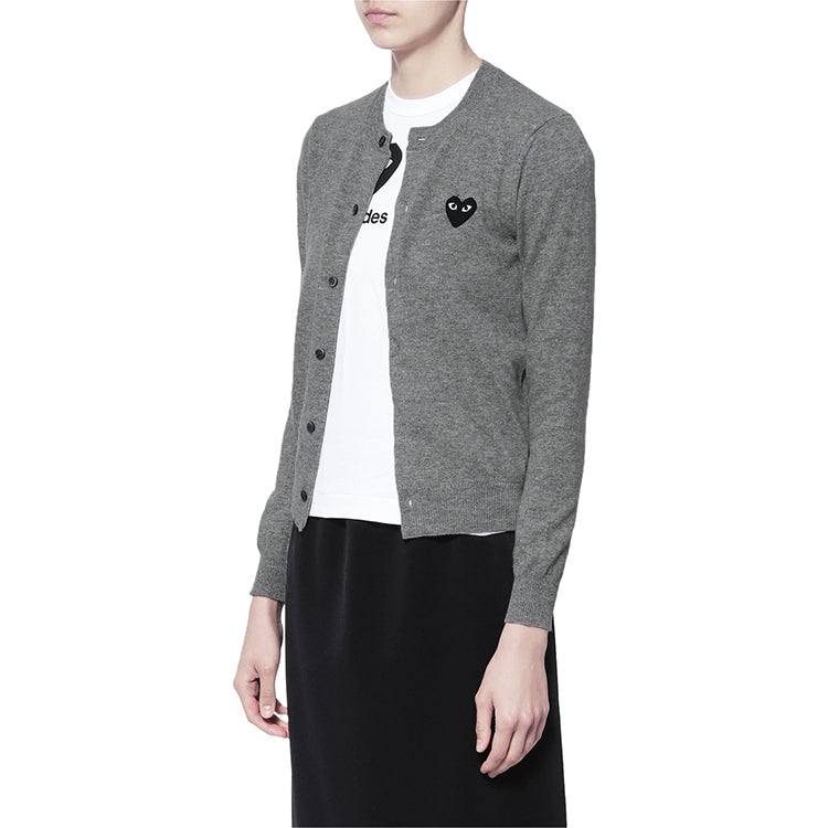 (WMNS) COMME des GARCONS PLAY Cardigan Black Emblem 'Grey' CPXCDDAZN023X-002