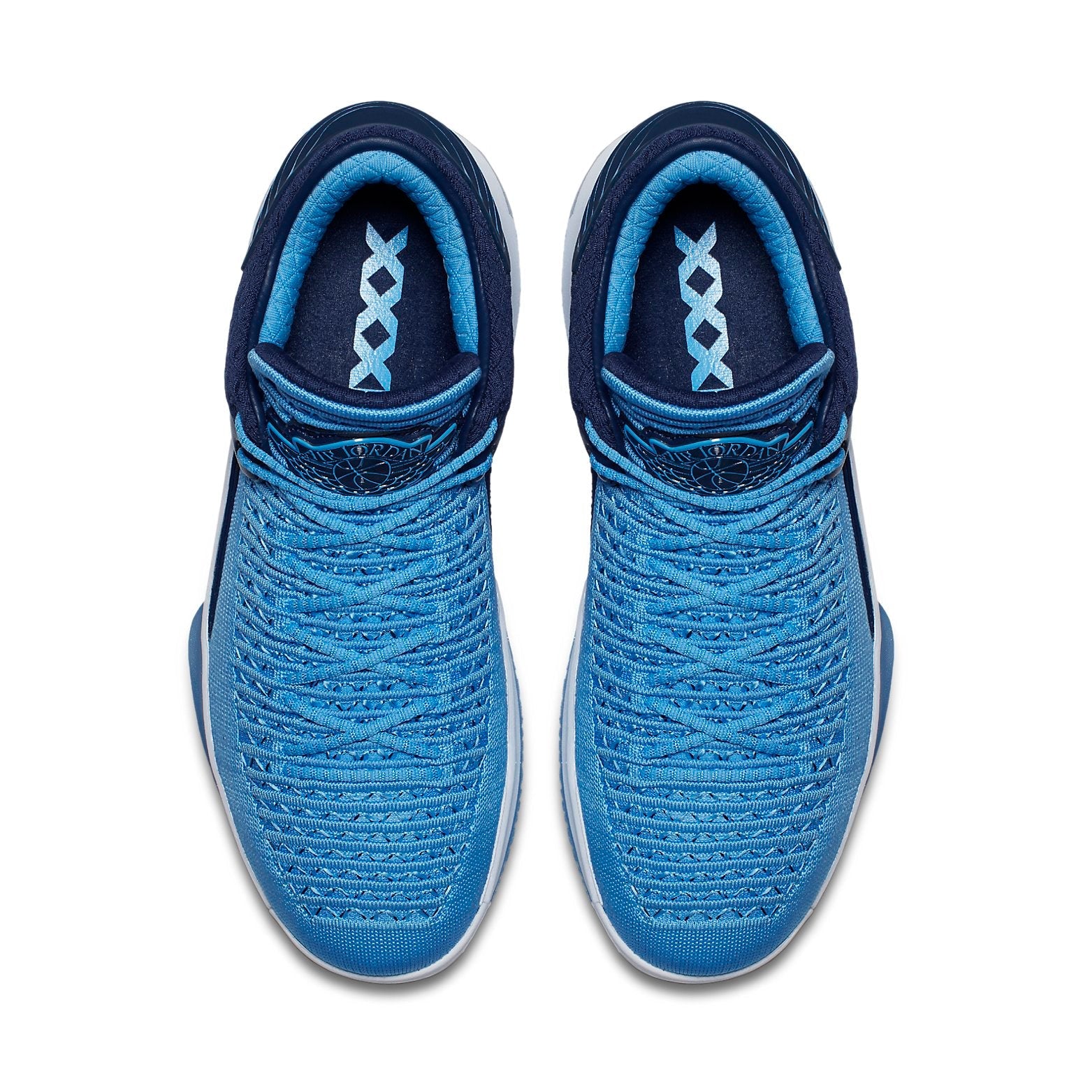 Air Jordan 32 Low 'Win Like '82' AA1256-401