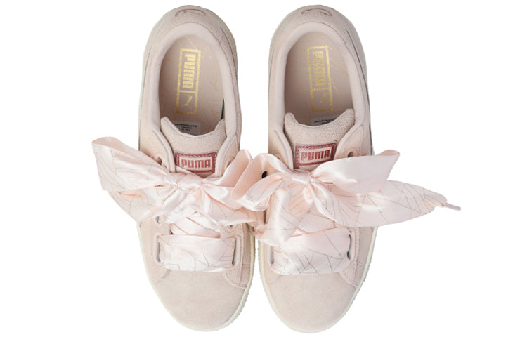 (WMNS) PUMA Suede Heart Triangle 367467-02