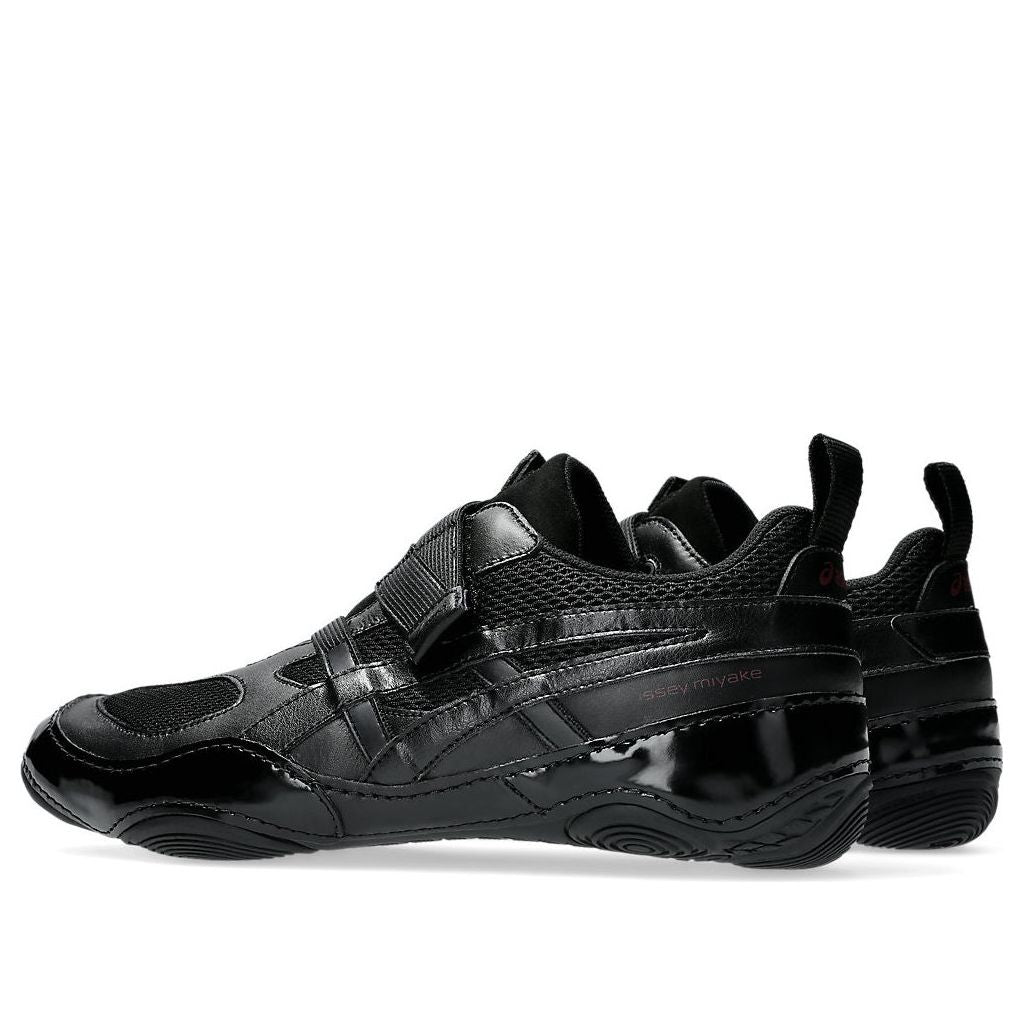 ASICS x Issey Miyake Hyper Taping 'Black' 1203A819-001