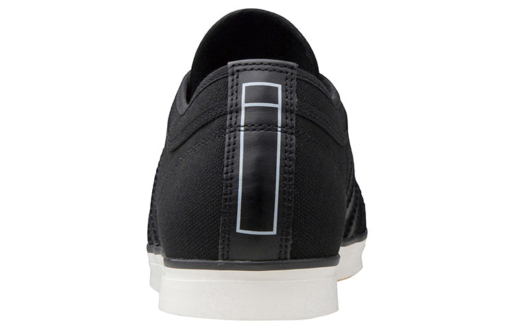 Mizuno School Trainer 'Black' D1GA196109