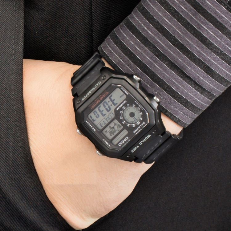 CASIO G Shock Quartz Sports Waterproof Unisex Mens Black Digital AE-1200WH-1A