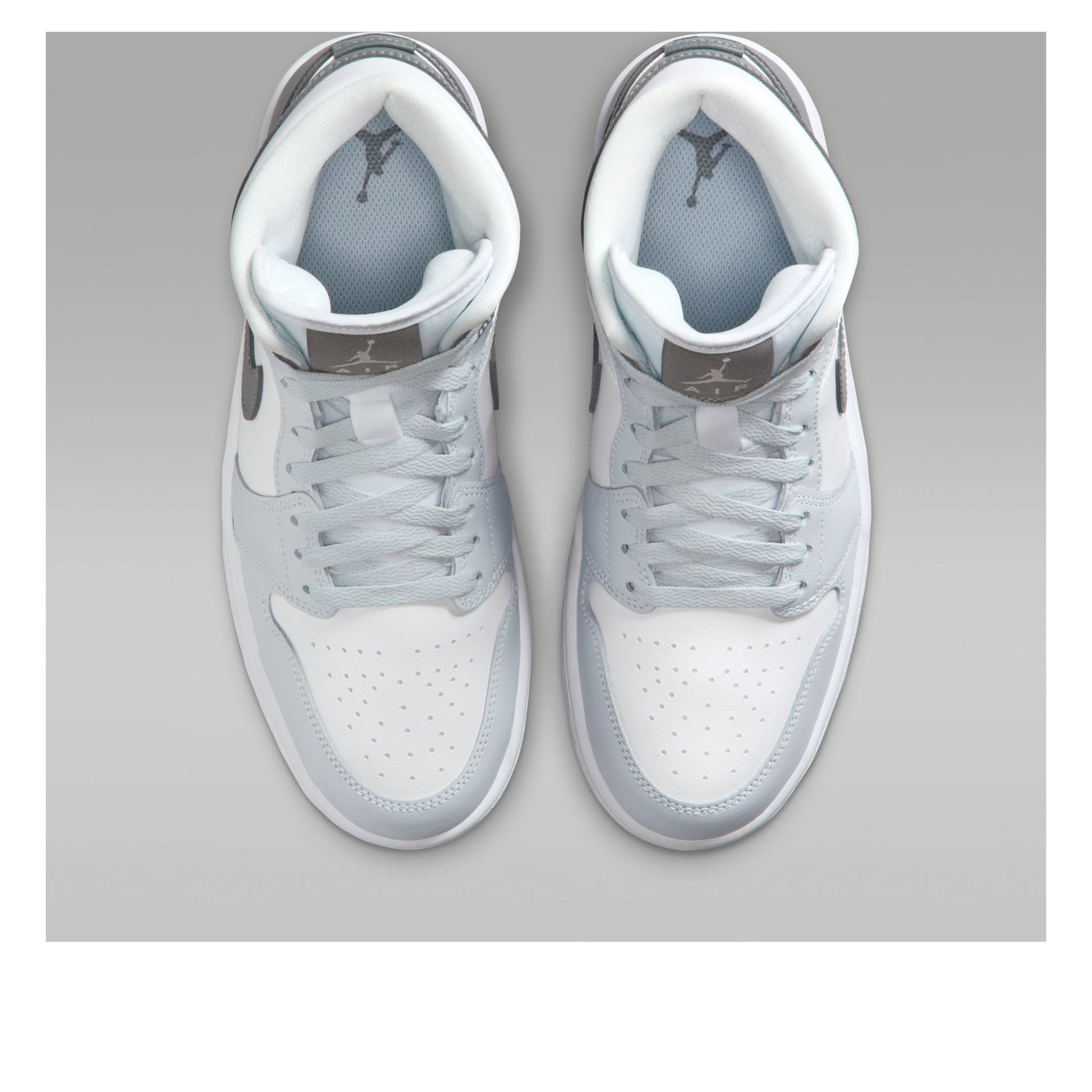 (WMNS) Air Jordan 1 Mid 'Pure Platinum Smoke Gray' BQ6472-113