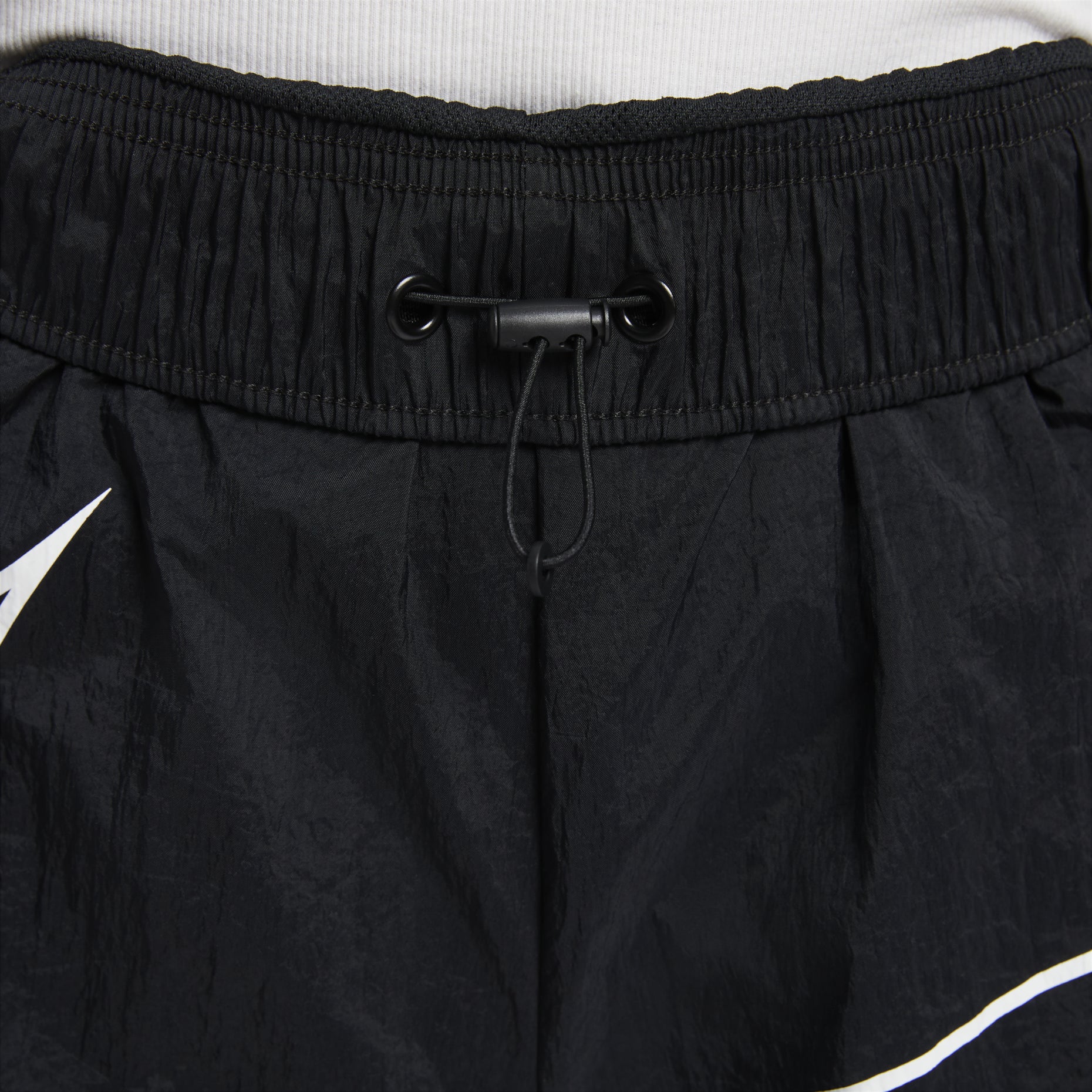 (WMNS) Nike Sportswear Essential Woven Shorts Asia Sizing 'Black' HM4633-010