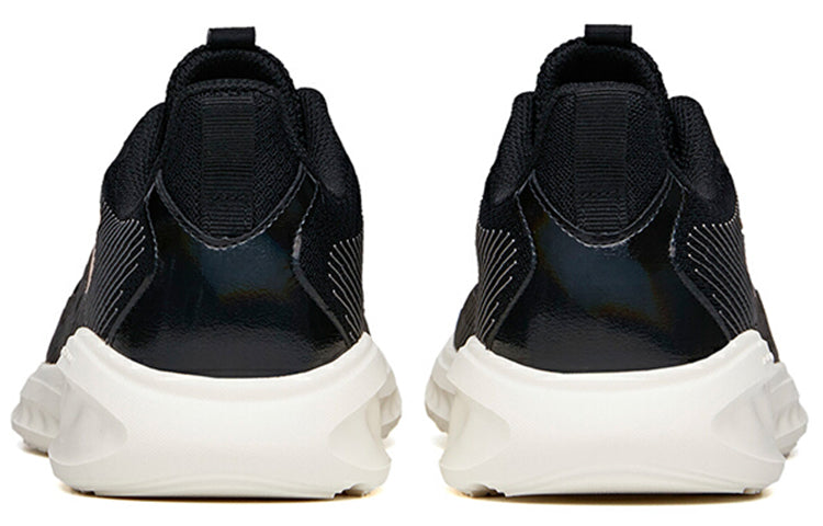 (WMNS) ANTA Running Series Low 'Black Comfort' 122135568-1