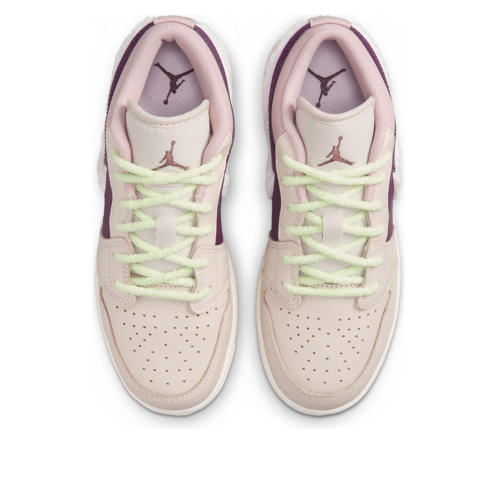 (GS) Air Jordan 1 Low SE 'Fur Swoosh' FZ3928-200