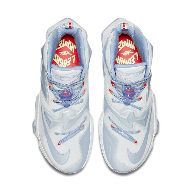 Nike LeBron 13 'Christmas' 816278-144