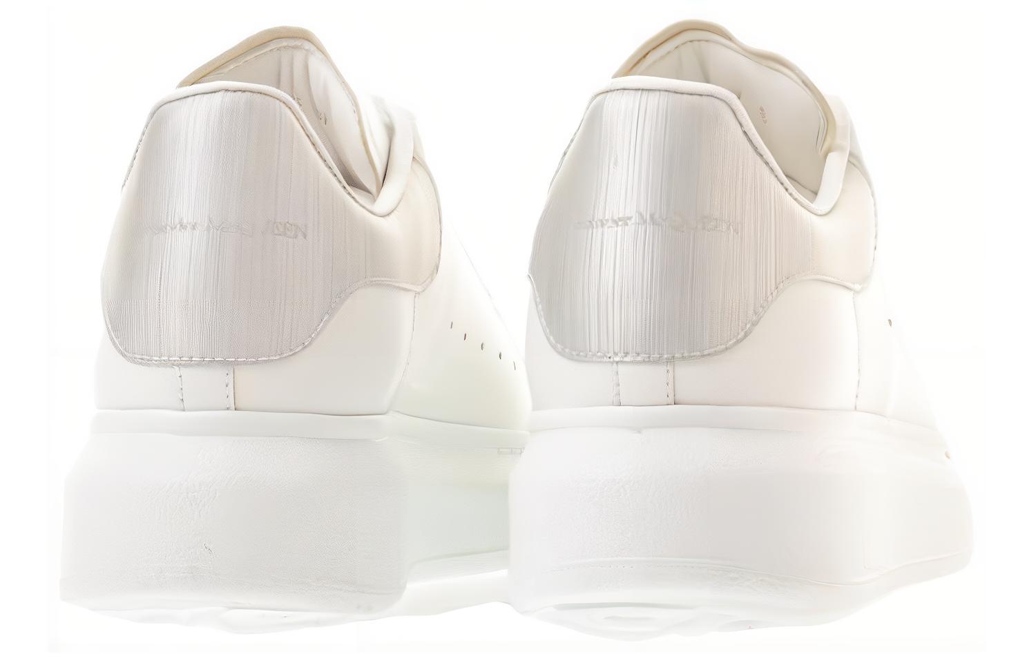 (WMNS) Alexander McQueen Oversized Sneakers 'Silver White' 781742WIEE99071