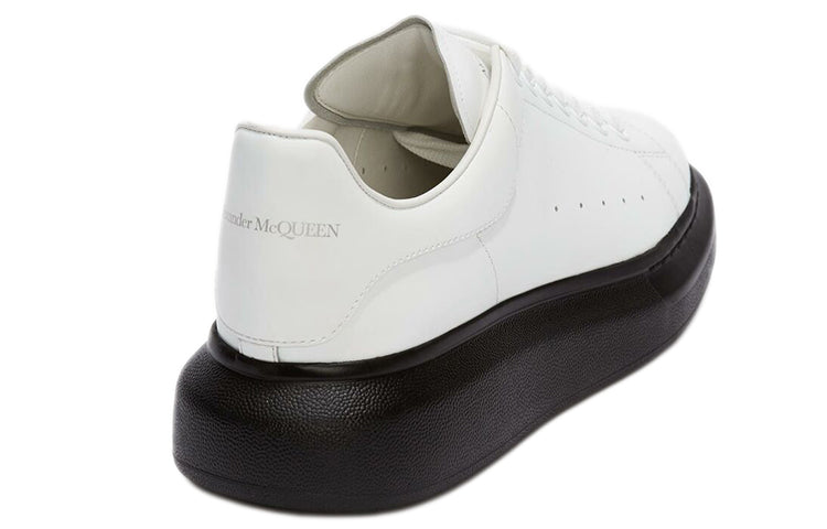 Alexander McQueen Oversized Sneaker 'White Black Sole' 553680WHTQ49061